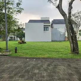 Kavling huk di The Green BSD 328m2, strategis, jarang ada