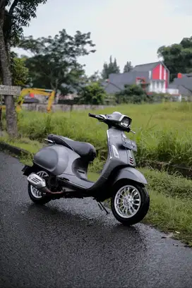 PIAGGIO VESPA MATIC SPRINT 150 3VIE 2014 MURAH BERGARANSI