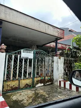 CA251 Dijual Rumah Second Murah Strategis SHM di Tenggilis Mejoyo