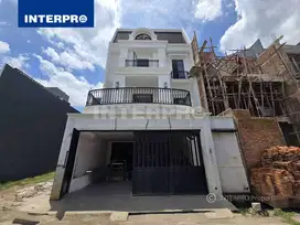 Rumah Dijual Taman Permata Buana - Rumah Mewah Brand New - LT 144m2