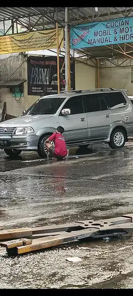Toyota Kijang 2004 Bensin