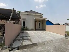 Rumah Cantik Jalan Kaliurang Km 13 Dekat Kampus UII