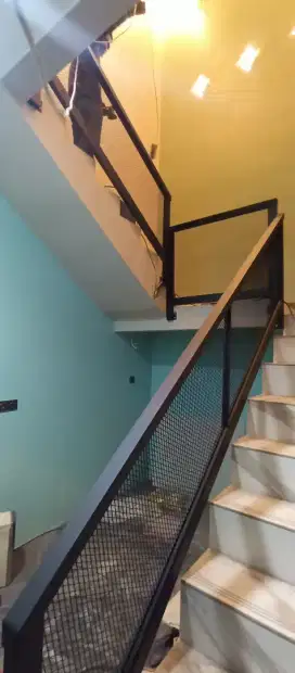 Railing tangga minimalis