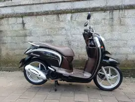 Scoopy 2016 warna hitam