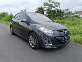 KM 70rb Mazda2 R Manual 2013 tangan 1 Jateng Mazda 2 Manual