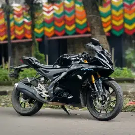 YAMAHA R15 V4 HITAM TAHUN 2022 FULL ORISINIL MULUS LIKE NEW