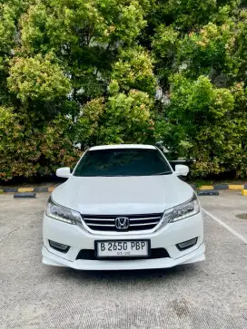Jual accord 2013 VTIL cc 2,4