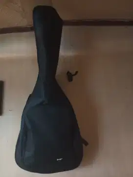 Guitar orca udah tanam besi