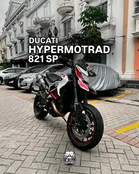 Ducati Hypermotrad 821 SP MOTOR MULUS MOTOR RARE FULLPAPER SIAP GASPOL