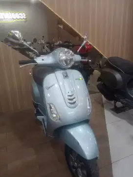 PIAGGIO VESPA LX 125 IGET FACELIFT 2022 PERFECT CONDITION