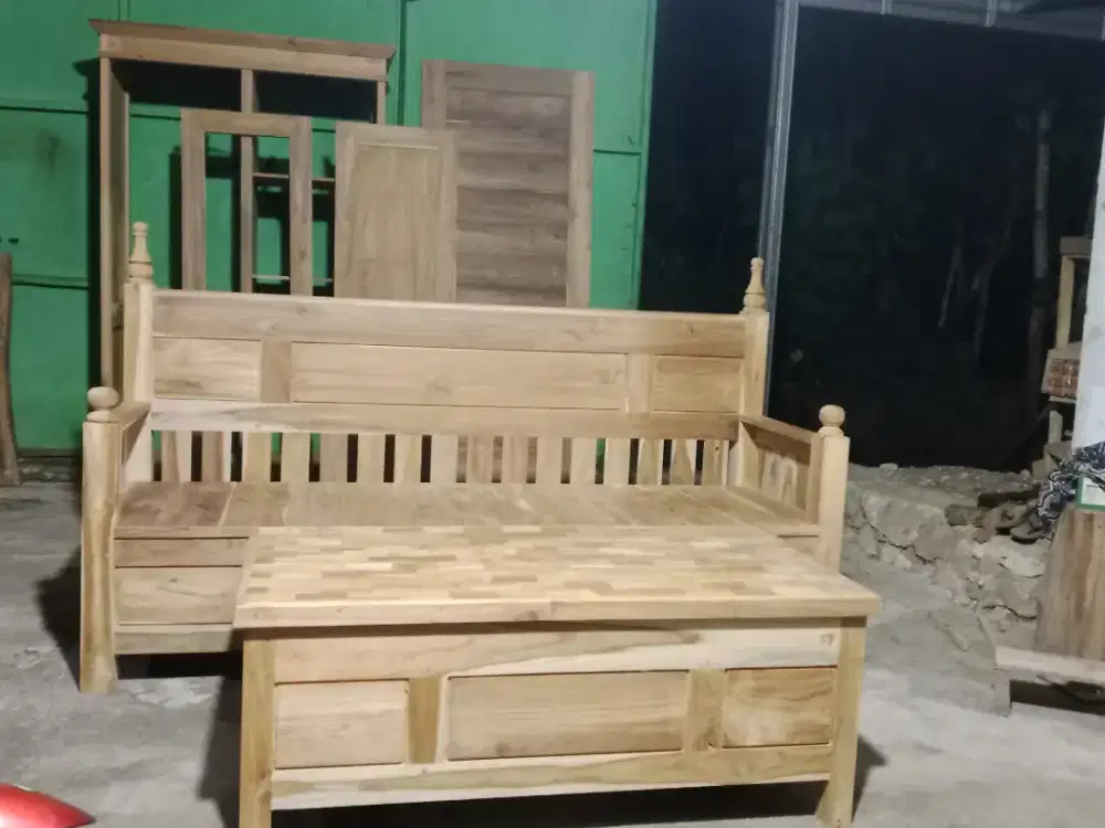 Satu set meja/bale bale