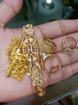 Terima jual beli emas dan berlian dengan harga tertinggi