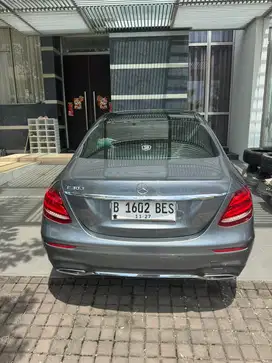 Mercedes-Benz E300 2017 Bensin