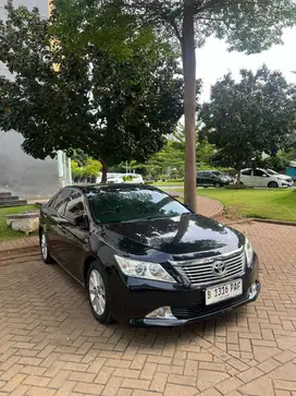 Toyota Camry 2.5 V AT Bensin 2013 super LOW KM, full service record