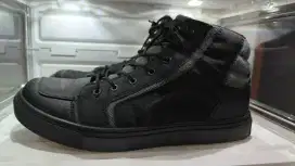 Sepatu Touring Eiger Riding Gaea Mid Cut ukuran 42