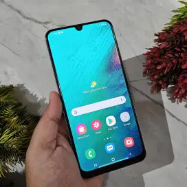SAMSUNG GALAXY A50 RAM 4/64 GB DUAL RESMI EX SEIN NO MINUS