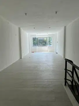 Ruko 4 Lantai Kebon Bawang Priok Luas 76 M2 HGB Cocok Kantor