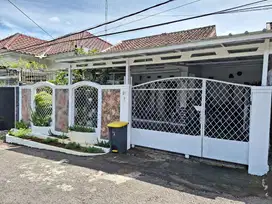 Dijual Cepat Rumah Genting Puri Baros Sukabumi Siap Huni ada taman