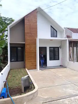 Rumah dijual di madyopuro cemorokandang 2kt 385jt ready exit tol