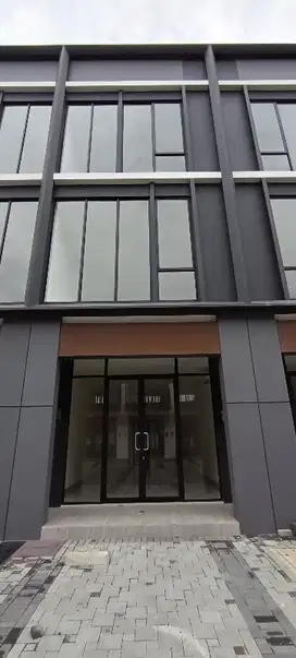 Ruko Hampton baru serah terima Disewakan Segera