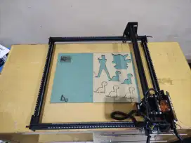 Laser grafir dan cutting merk ortur sangat mulus