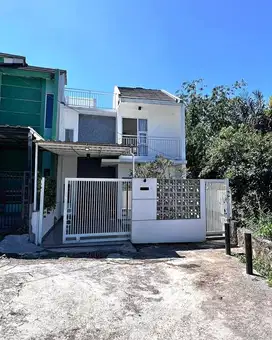 RUMAH MURAH 2 LANTAI KOMPLEK MEGA REGENCY JATIHANDAP MANDALAJATI KODYA