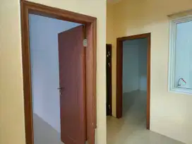 Rumah dalam cluster siap huni di pinus regency soekarno hatta
