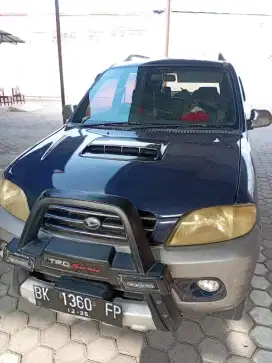 Jual mobil taruna 1.5 manual thn 200