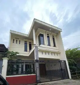 Rumah 2 Lantai dekat SDIT Adzkia 3 Kota Sukabumi dekat Indogrosir