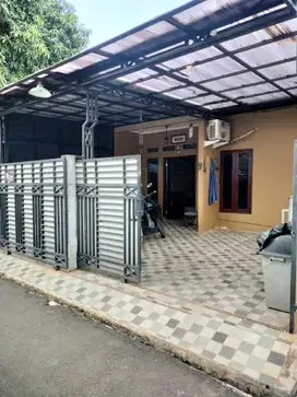 Rumah 1,5 Lantai Bagus Murah di Bintara Bekasi Selatan dkt Pondok Kopi