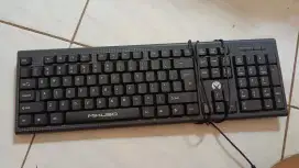 Dijual Keyboard bekas