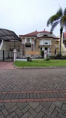 Disewakan Rumah Terawat Siap Huni di Istana Dieng, Sukun Malang