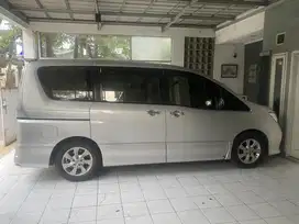KM. 90.000 | Nissan Serena 2013 HWS Bensin