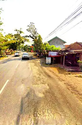 tanah komersil pinggir jalan raya baki solo baru akses truk