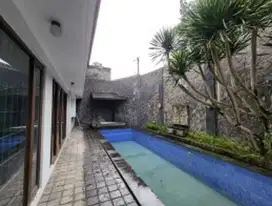 Jual Rumah Luas di Hegarsari Hegarmanah Ciumbuleuit Bandung