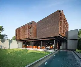 Rumah Villa Mewah Modern Design by  Andra Martin Rancamaya Golf