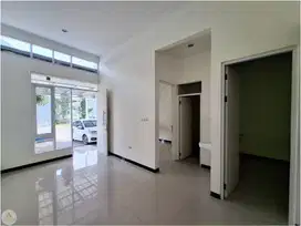 Rumah Minimalis Siap Huni di Taman Kopo Indah Bandung