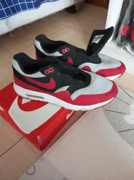 Sepatu Nike air