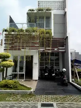 Perumahan Elit Tengah Kota Dekat Mandala Krida