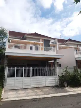 Dijual Rumah Siap Huni Butuh Cepat Laku di Jl. Kembar Tirtasani Malang
