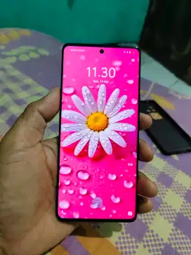 Vivo v30 pro ram 12/512