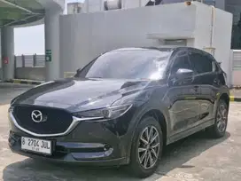 Mazda CX-5 Grand touring Skyactiv hitam 2017
