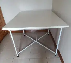Meja Lipat Besar