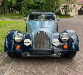 ANTIK ! Morgan Plus Four 2021