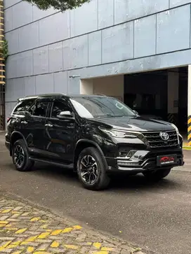 Toyota Fortuner Vrz GR 2022 Nik 2021