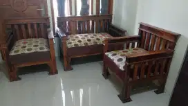 DIJUAL KURSI TAMU KAYU SET MEJA