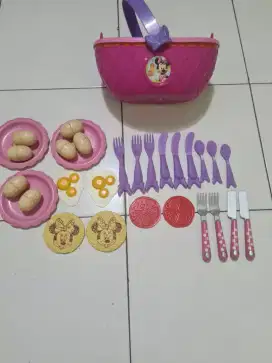 Mainan 1 set Minnie mouse