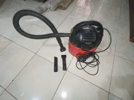 Vacuum Cleaner Sharp EC-CW60