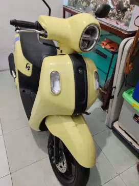 Fazzio 2024 bulan 12 Kuning KM antik keyless 2500-3000