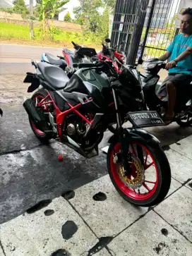 Honda cb 2016 r